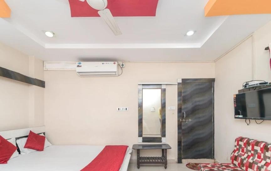 Hotel Rameshwaram Ujjain Eksteriør bilde