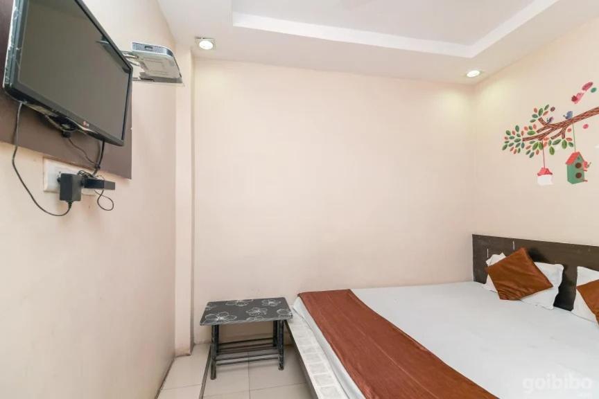 Hotel Rameshwaram Ujjain Eksteriør bilde