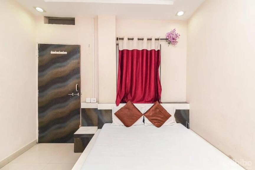 Hotel Rameshwaram Ujjain Eksteriør bilde