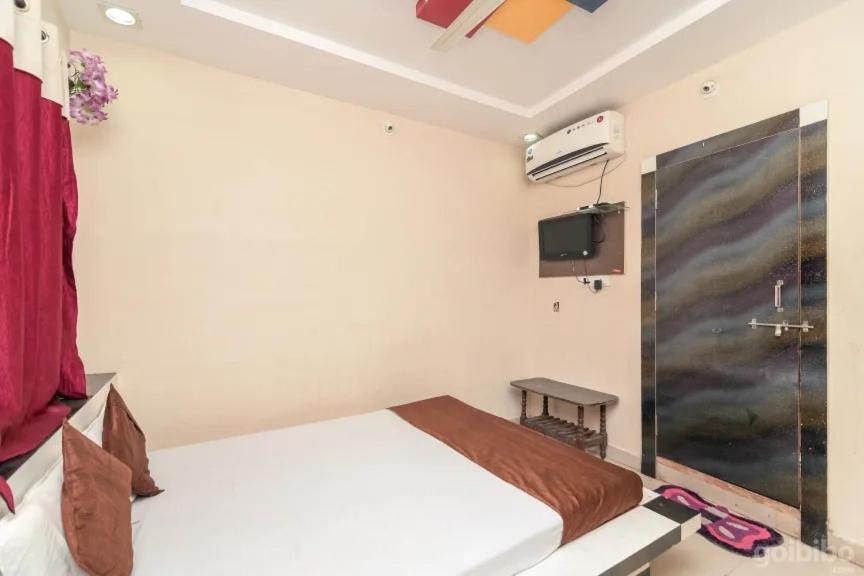 Hotel Rameshwaram Ujjain Eksteriør bilde